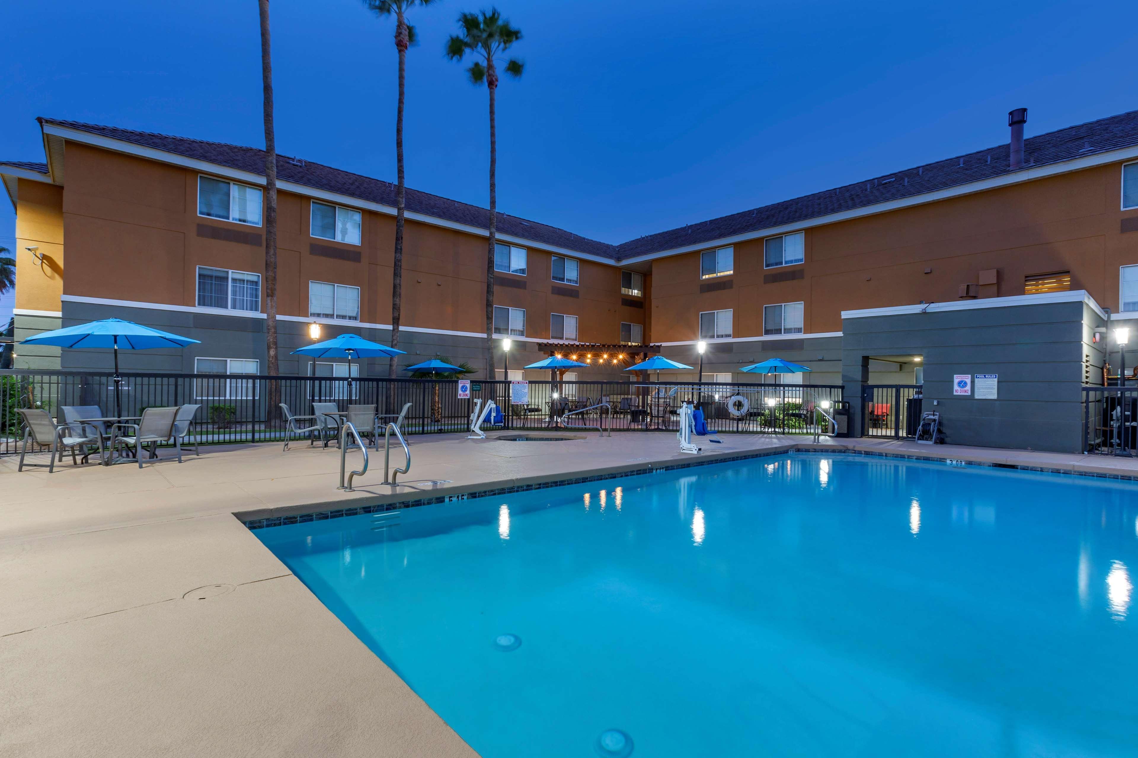 Best Western North Phoenix Hotel Екстер'єр фото