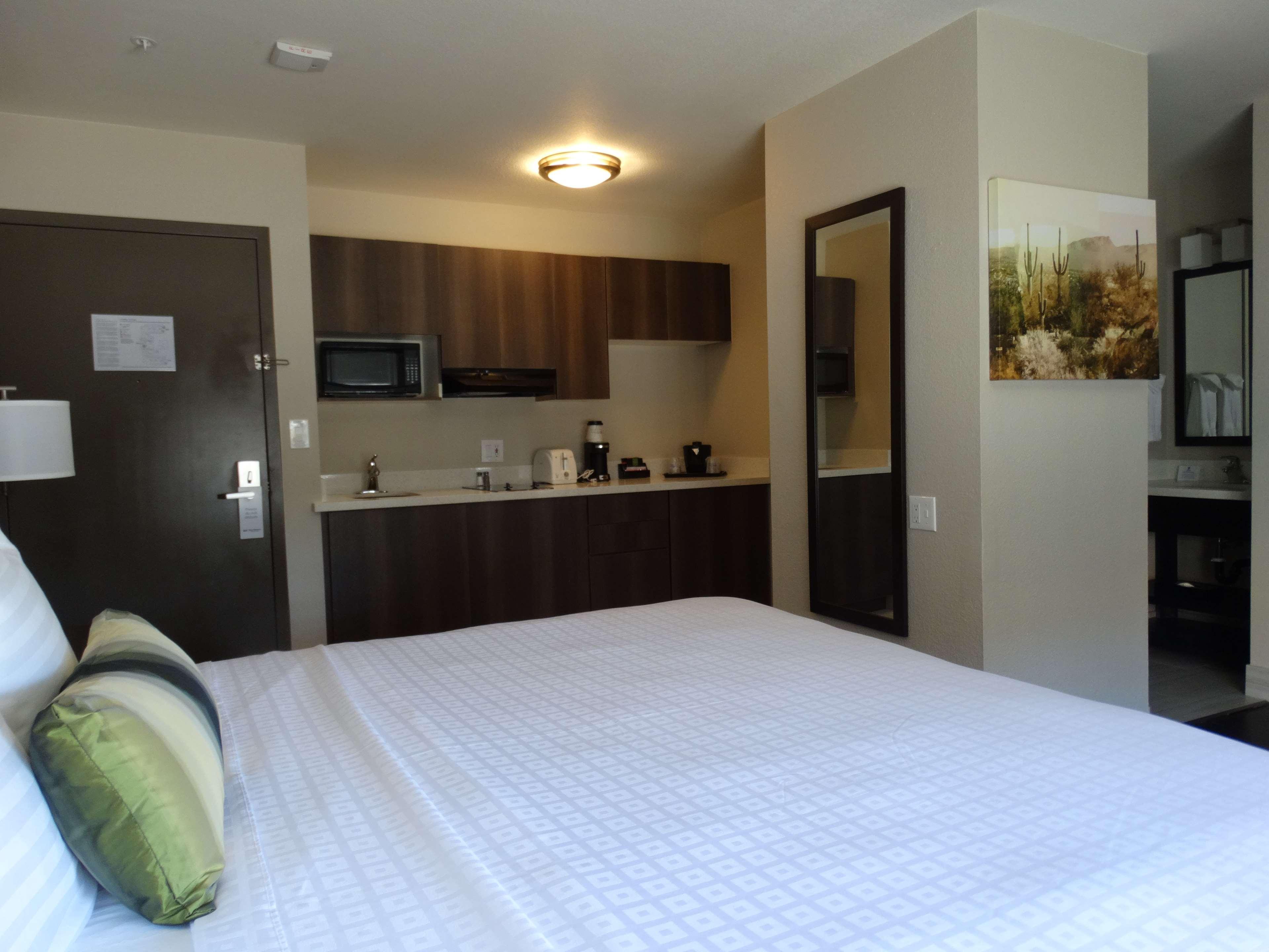 Best Western North Phoenix Hotel Екстер'єр фото