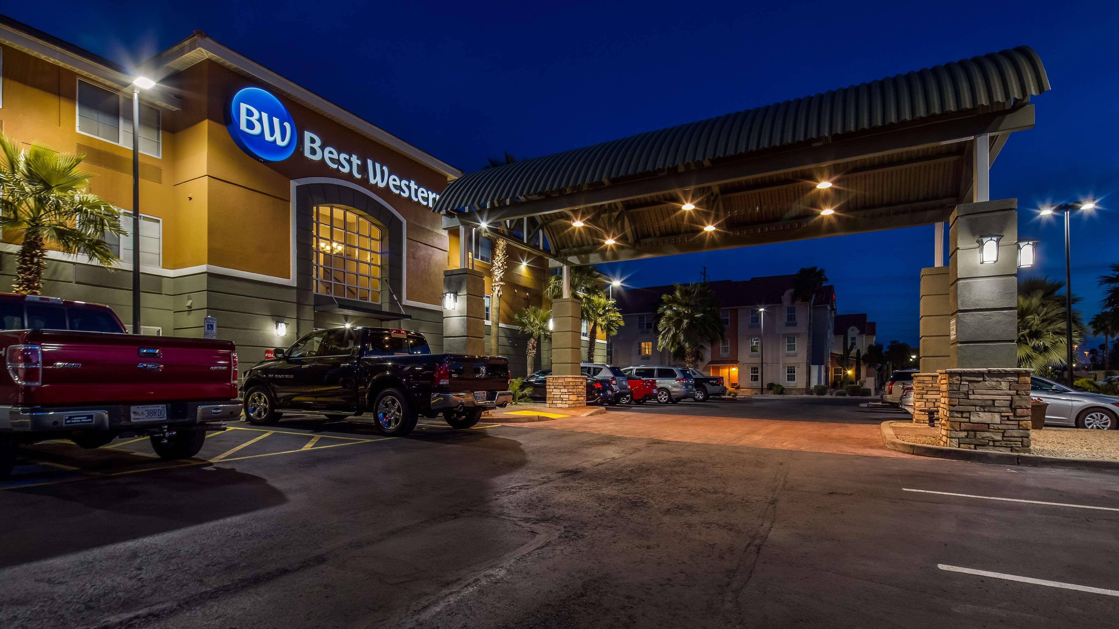 Best Western North Phoenix Hotel Екстер'єр фото